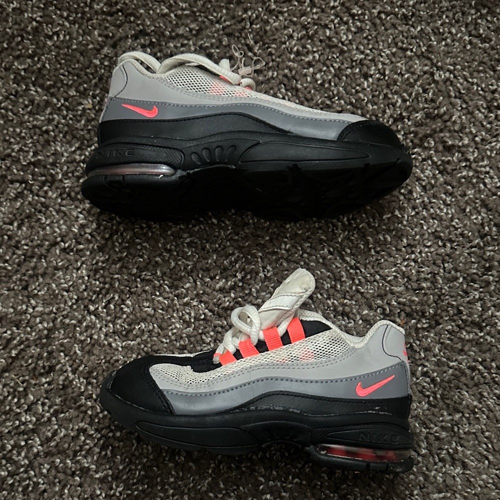 Nike Kids' Black, Gray, and Red Sneakers - Picture 2 of 3